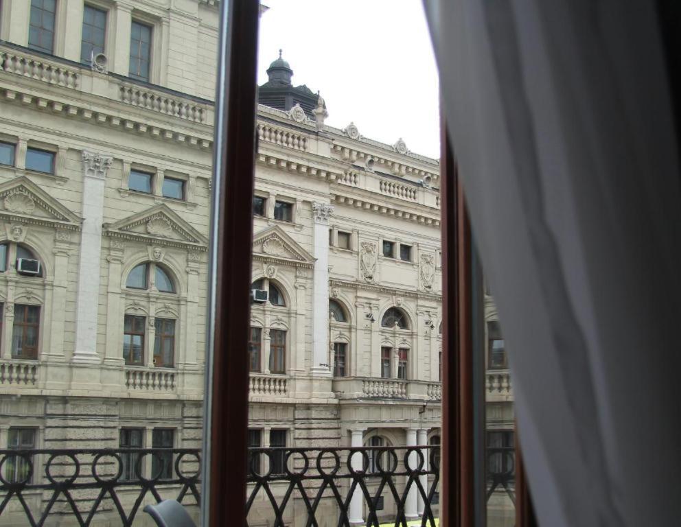 Apartment для пари Opera House Lviv